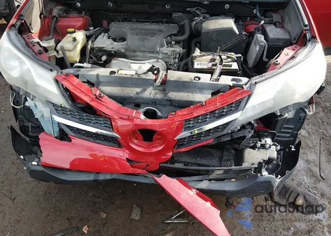 2015 Toyota Rav4 Xle z USA, uszkodzony, nr VIN 2T3RFREV2FW406963